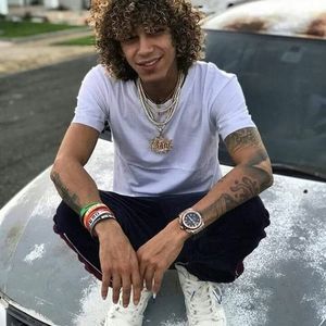 Meet your Posher, Joniel